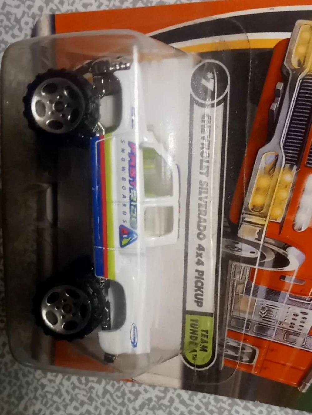Mattel Wheels Matchbox #7 Chevy Silverado 4x4 Pickup Team Tundra Original Pack